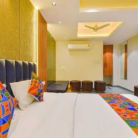 Fabhotel Udhna Inn, Near Udhna Junction Surat Exterior foto