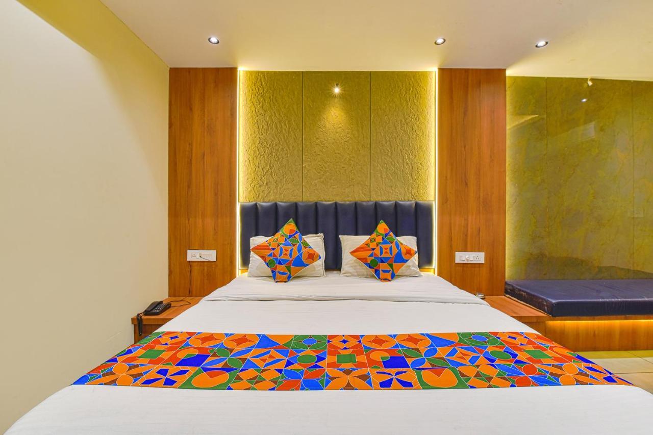 Fabhotel Udhna Inn, Near Udhna Junction Surat Exterior foto